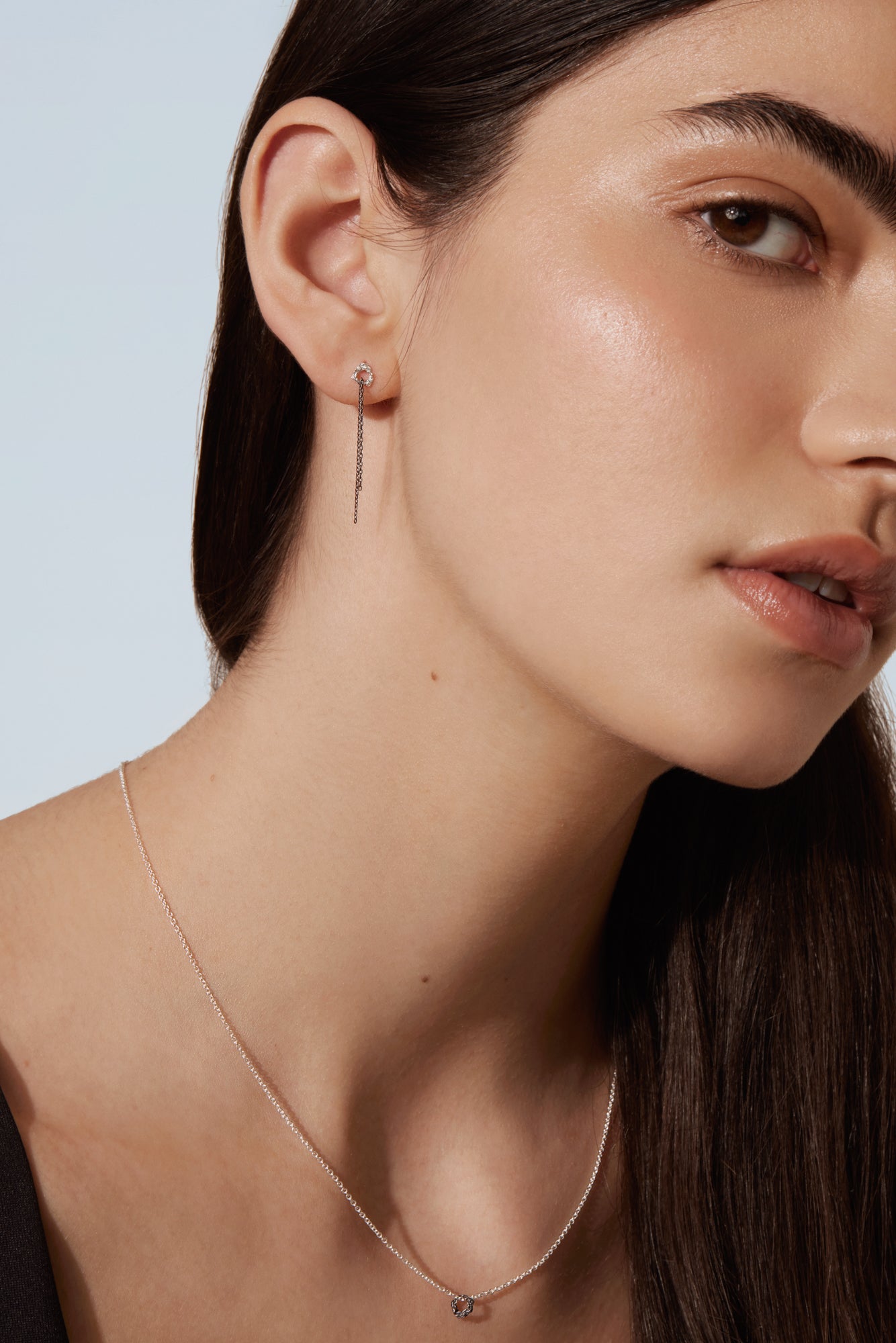 Dangling chain earrings and necklace in silver and black silver from Camillette Jewelry.