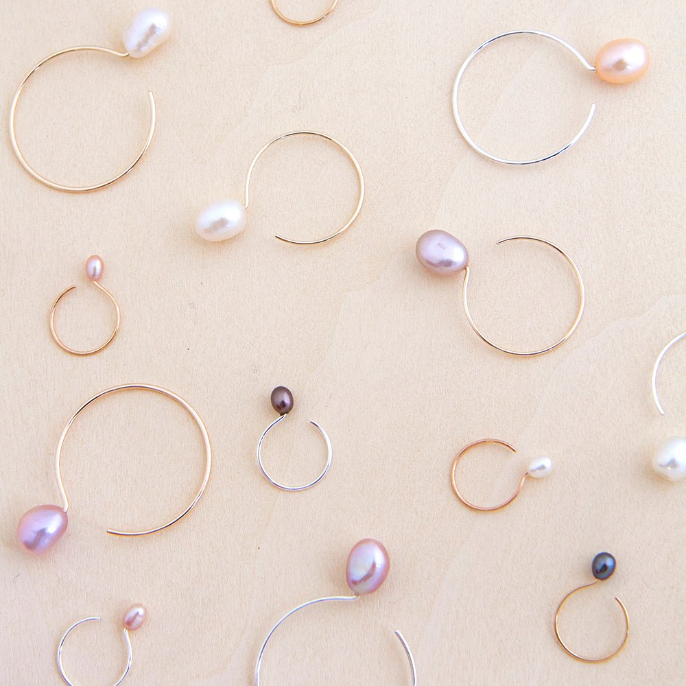 Basic Gold Filled Hoop Earrings - Ivory Pearl - 24mm - Camillette