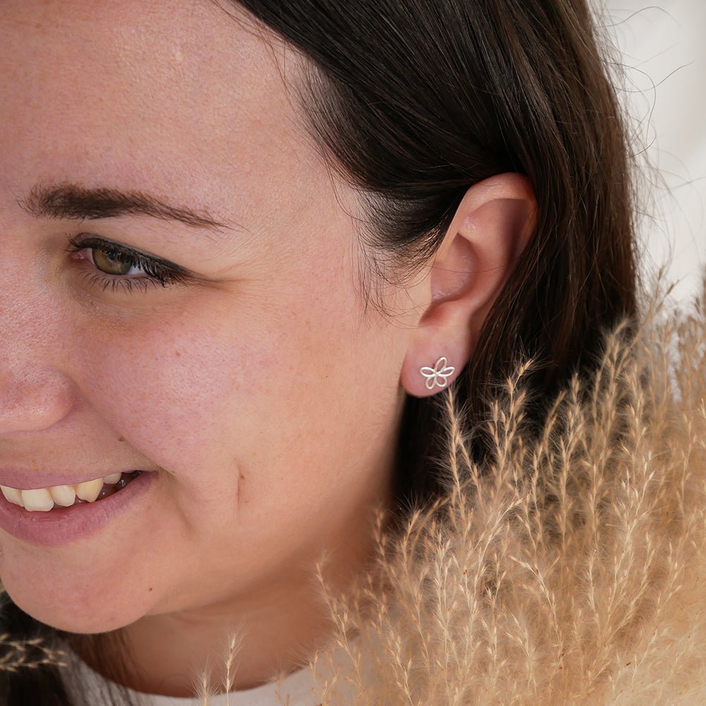 Daisy Earrings - Silver - Camillette