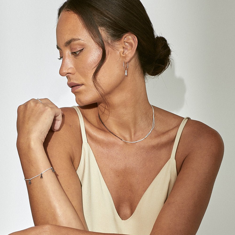 Loop Necklace - Black Oxidized Silver & Sterling Silver - 16" or 18" - Camillette