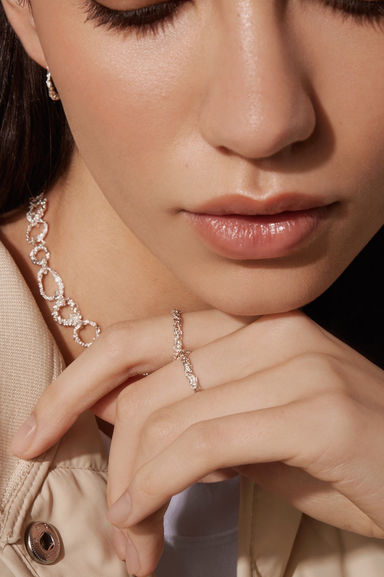 Amalgame chain textured rings in silver with the amalgam chocker necklace 