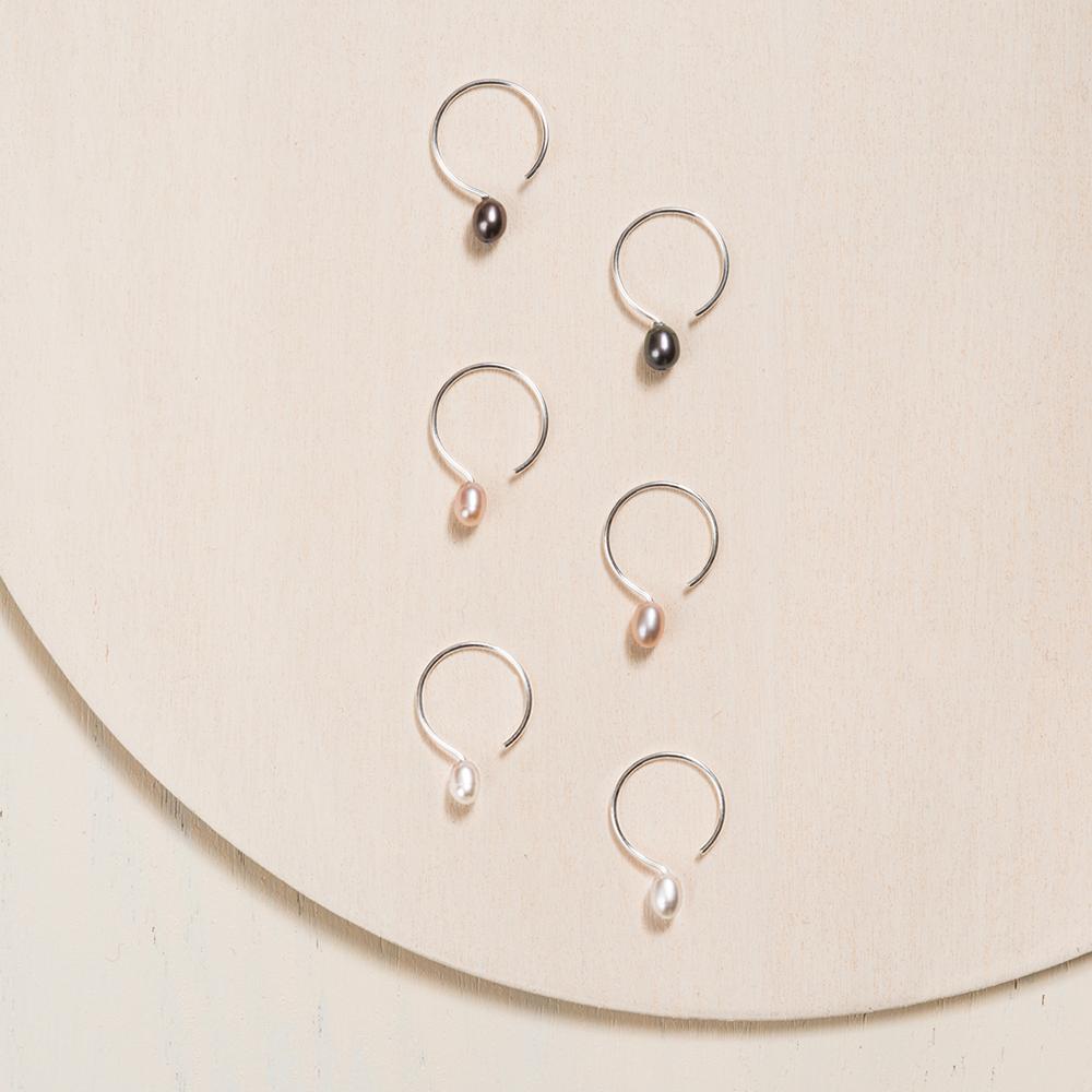 Basic Small Silver Hoop Earrings with Pink Pearl - 13mm - Camillette