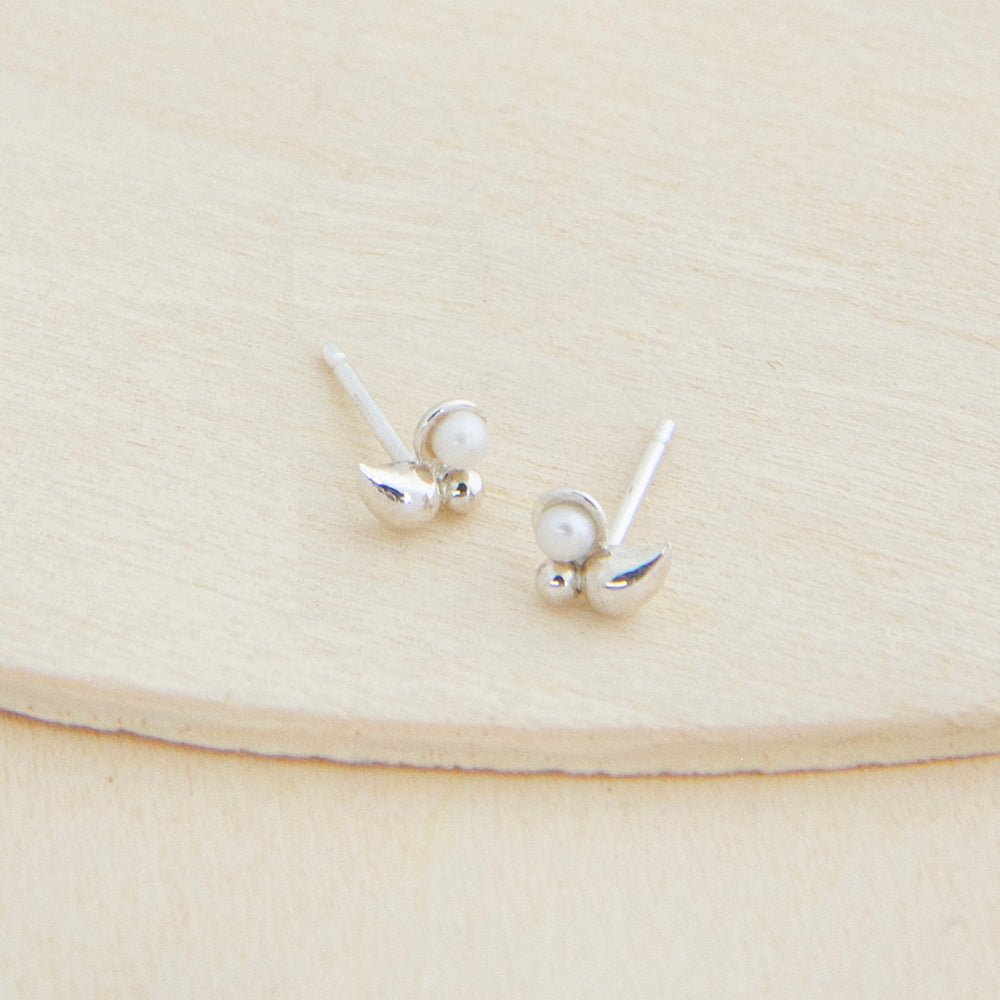 Freshwater Pearl with Paisley Stud Earrings - Sterling Silver - Camillette