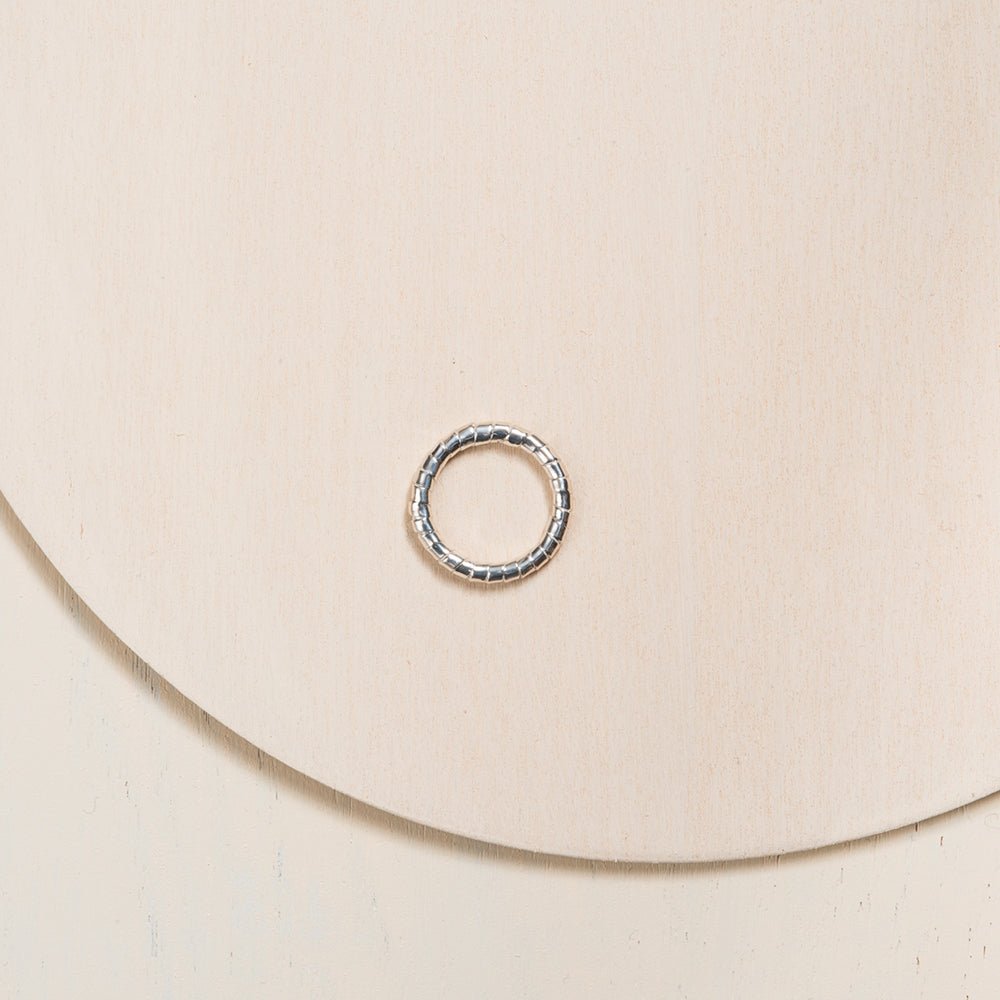 Thick Twist Ribbon Ring - 14k Gold - Camillette