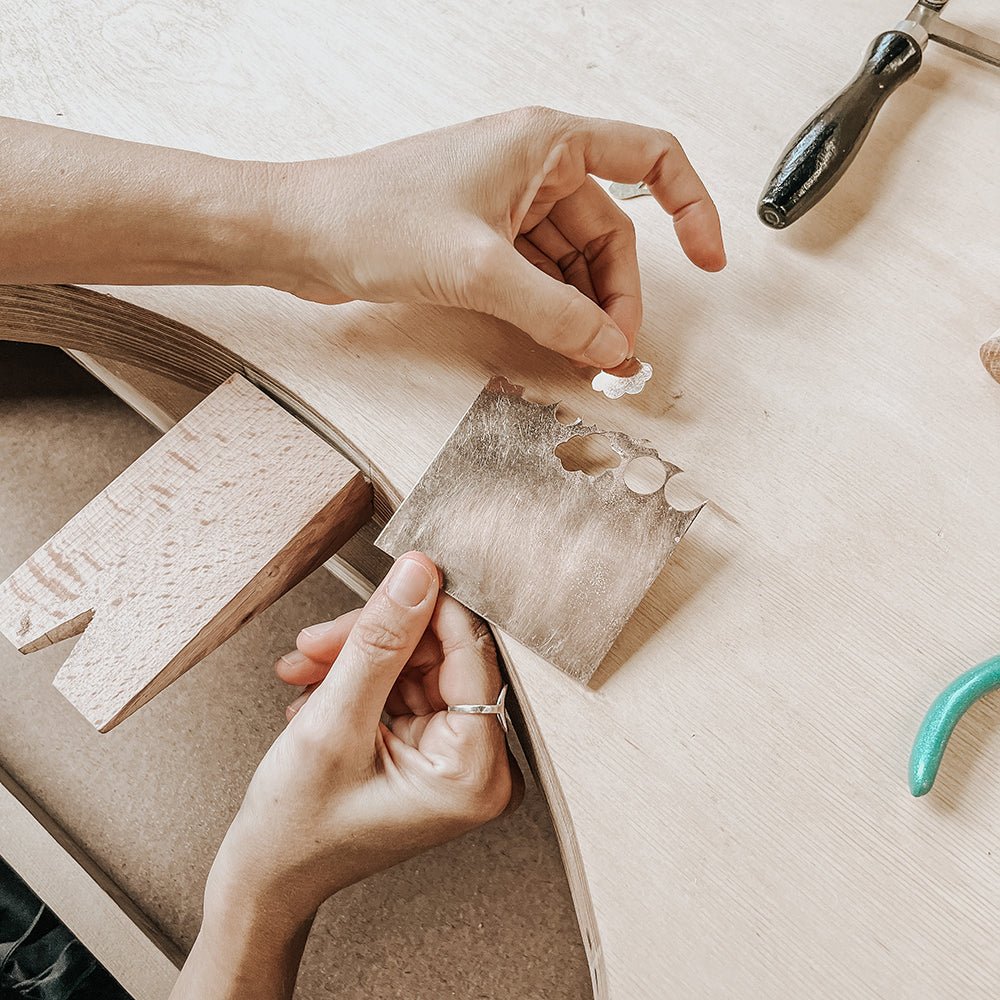 WORKSHOP - Make a personalized charm necklace or bracelet - Camillette